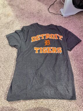 women’s detroit tigers fanatics shirt